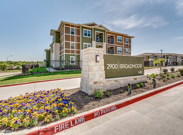 2900 Broadmoor - Fort Worth, TX