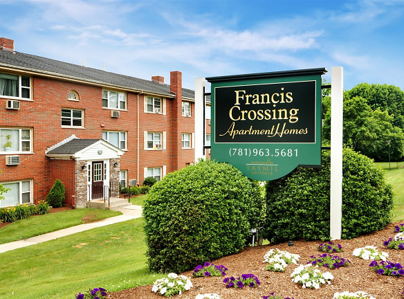 Francis Crossing Apartment Homes - Randolph, MA