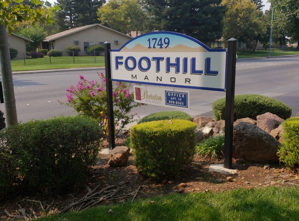 Foothill Manor Townhomes Apartments - Chico, CA