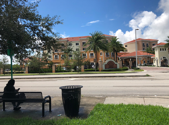 THE PALACE AT HOMESTEAD Apartments - Homestead, FL