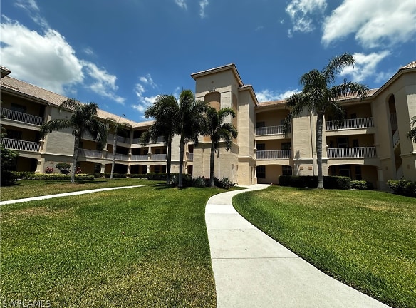 9110 Southmont Cove #109 - Fort Myers, FL