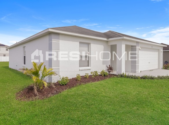 352 Lake Eloise Pointe Drive - Winter Haven, FL