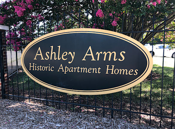 Ashley Arms Apartments - Gastonia, NC