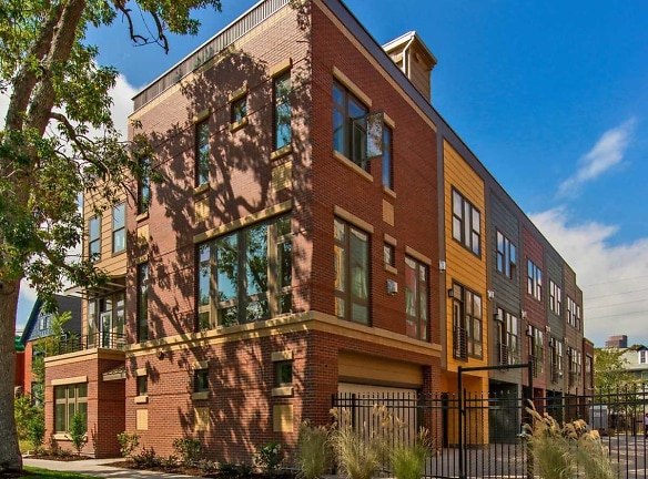 2122 Downing Townhomes - Denver, CO