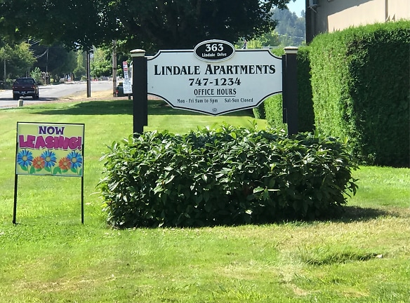The Lindale Apartments - Springfield, OR