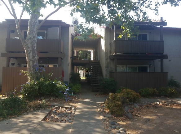 Eastwood Apartments - Carmichael, CA