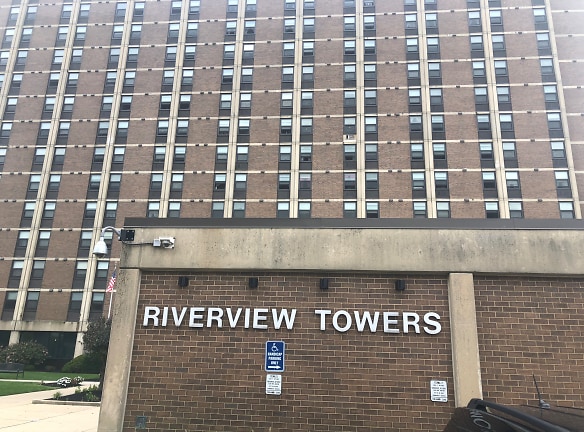 Riverview Towers Apartments - Camden, NJ