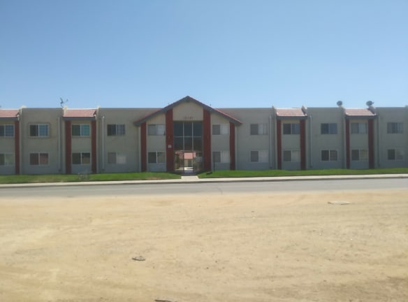Desert Vista Apartments - Palmdale, CA