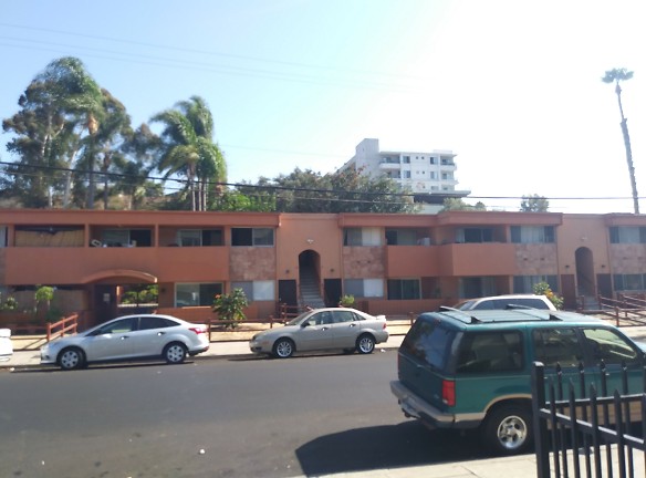 Colina Park Terrace Apartments - San Diego, CA