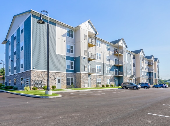 Centerpointe Apartments - Camp Hill, PA