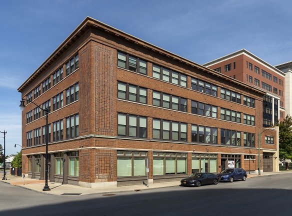100 South Apartments - Buffalo, NY