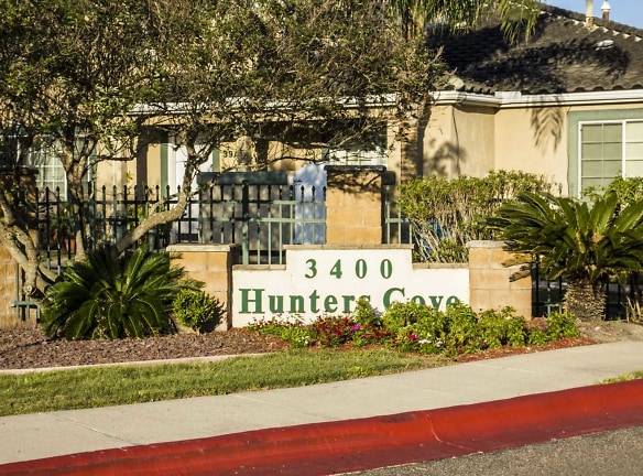 Hunters Cove - Kingsville, TX