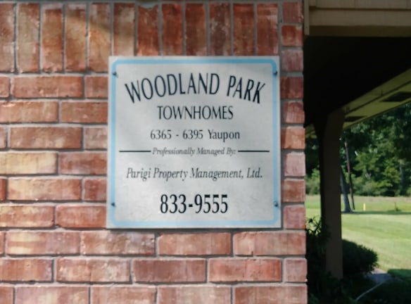 Woodland Park Townhomes Apartments - Beaumont, TX