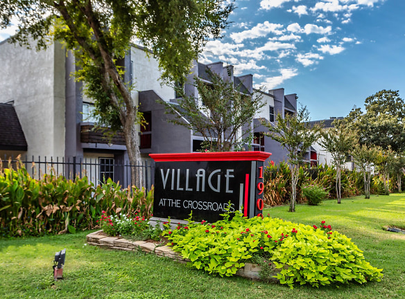 Village At The Crossroads Apartments - Irving, TX