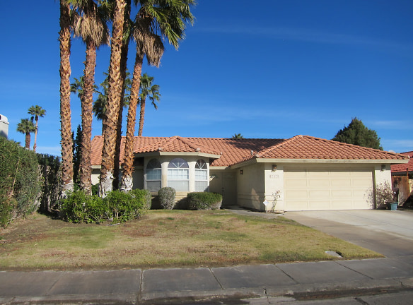 67370 Quijo Rd - Cathedral City, CA