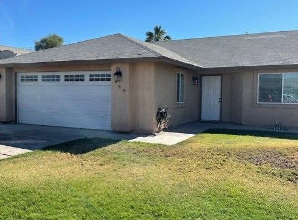 408 Butterfield Trail - Imperial, CA