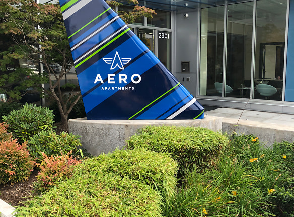 Aero Apartments - Everett, WA