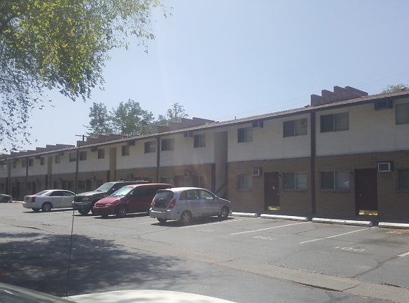 La Casa Arms Apartments - Reno, NV