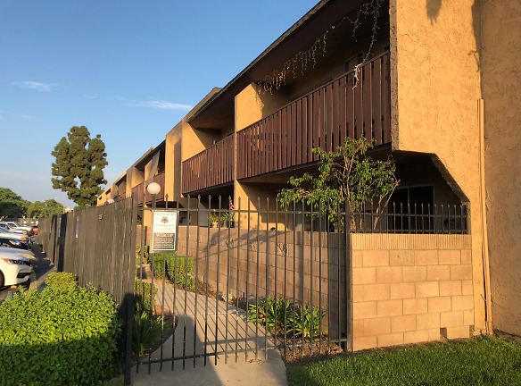 Village Meadows Apartments - Santa Ana, CA