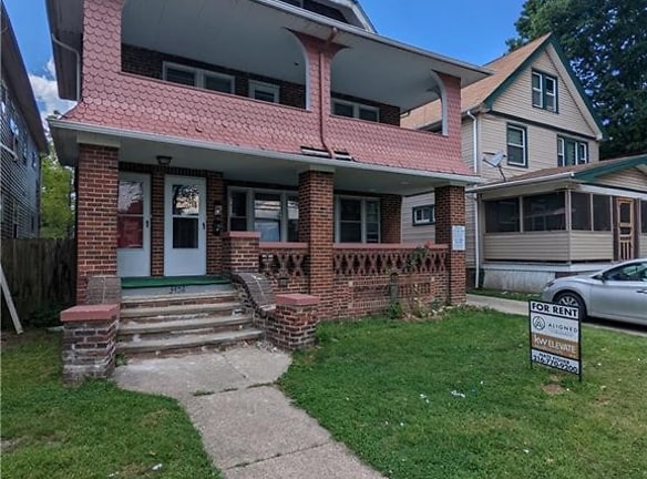 3452 Bosworth Rd 1 Apartments - Cleveland, OH