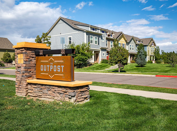 The Outpost - Per Bed Leases - Fort Collins, CO