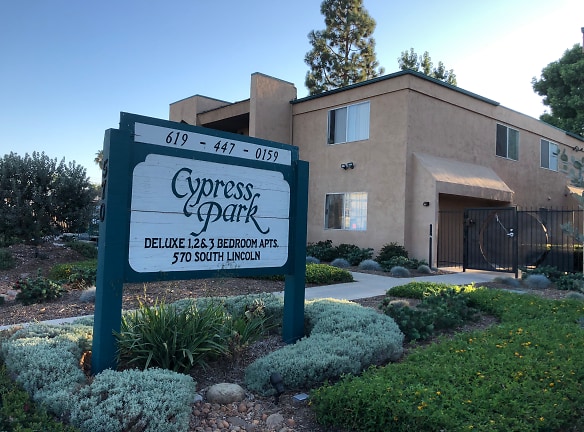 Cypress Park Apartments - El Cajon, CA
