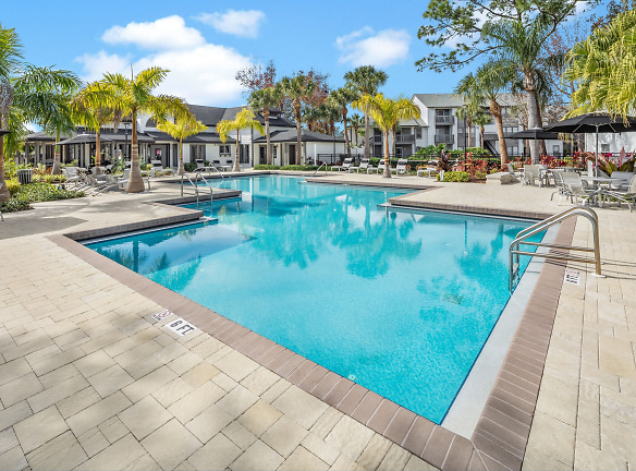 The Braxton Apartments - Palm Bay, FL