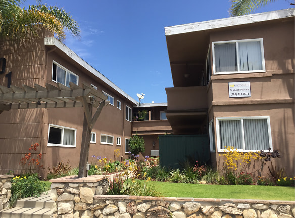 Biltmore Apartments - Redondo Beach, CA