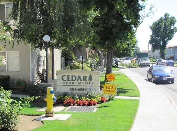 Cedar Apartments - Clovis, CA