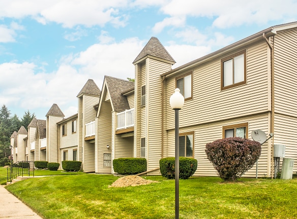 Orchard Apartments - Chesterton, IN