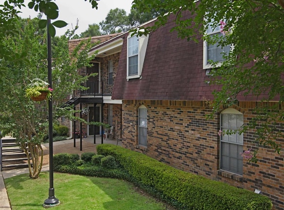 Skyline Country Club Apartments - Mobile, AL