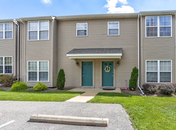 Pioneer Woods Apartments - Lancaster, PA