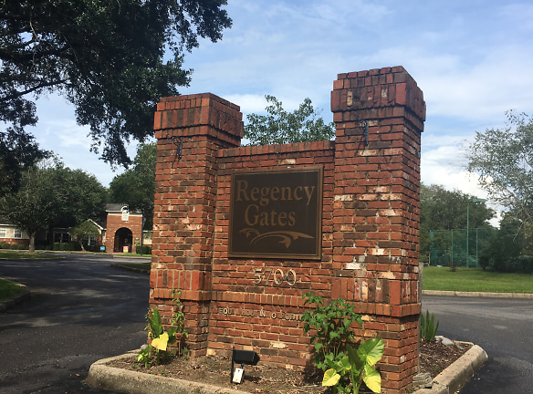 Regency Gates Apartments - Mobile, AL