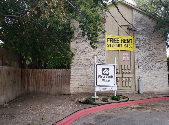 First Oak Place Apartments - Austin, TX