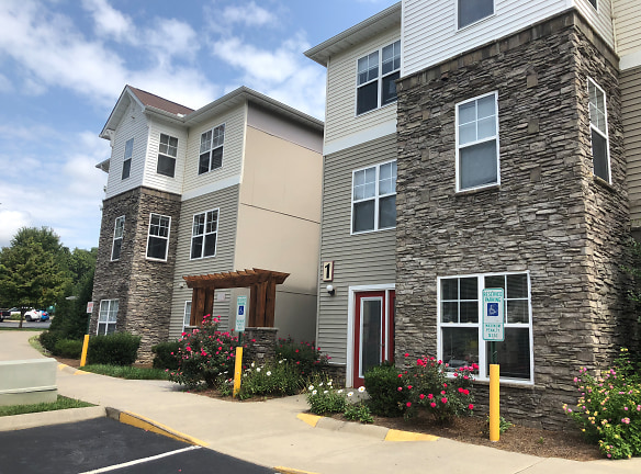 Northpoint Commons Apartments - Asheville, NC