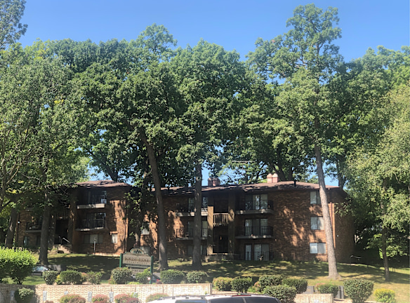 Forest Ridge Apartments - Cedar Rapids, IA