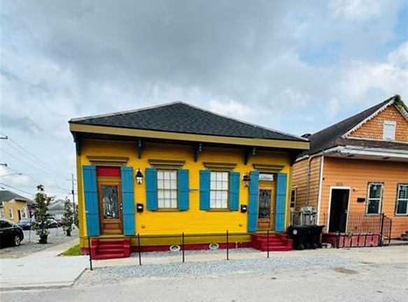 1839 Touro St - New Orleans, LA