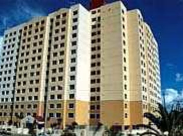 Pinnacle View Apartments - Miami, FL