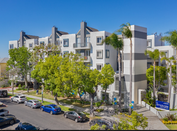Midvale Apartments - Los Angeles, CA