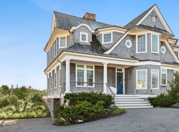 202 Dune Rd - Quogue, NY