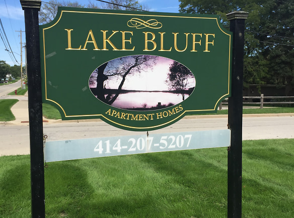 Lake Bluff Apartments - South Milwaukee, WI