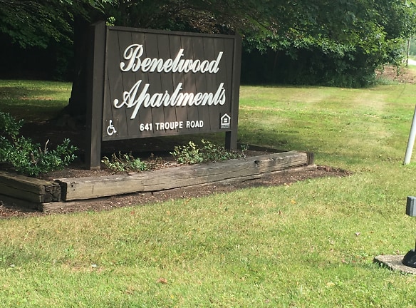 Benetwood Apartments - Harborcreek, PA