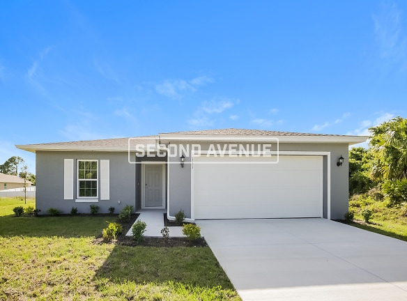 3131 Phineas Ave - North Port, FL