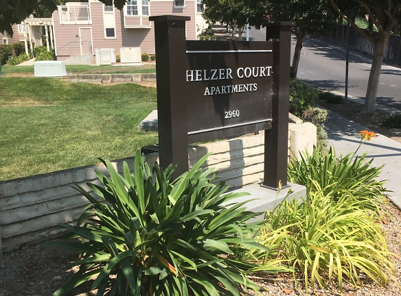 Helzer Courts Apartments - San Jose, CA