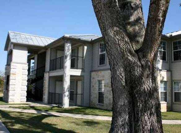 Featherbrook Apartments - Emory, TX