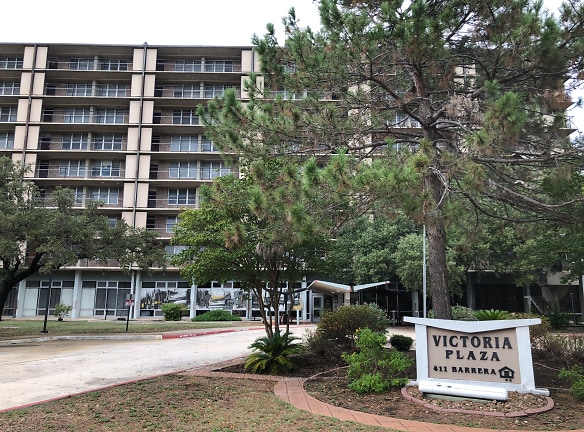 Victoria Plaza Apartments - San Antonio, TX