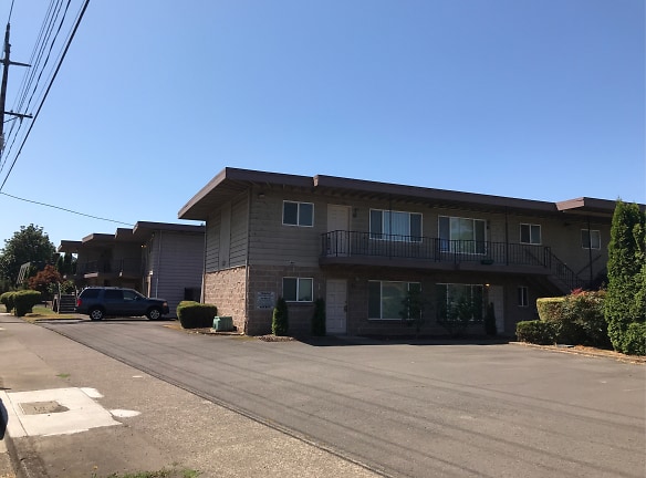Meadow Park Apartments - Springfield, OR