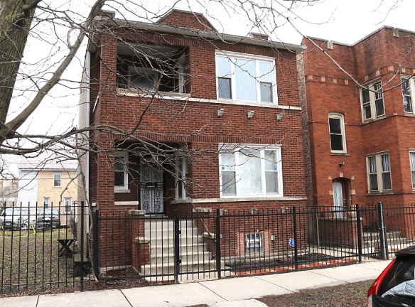2203 N Campbell Ave unit 1 - Chicago, IL