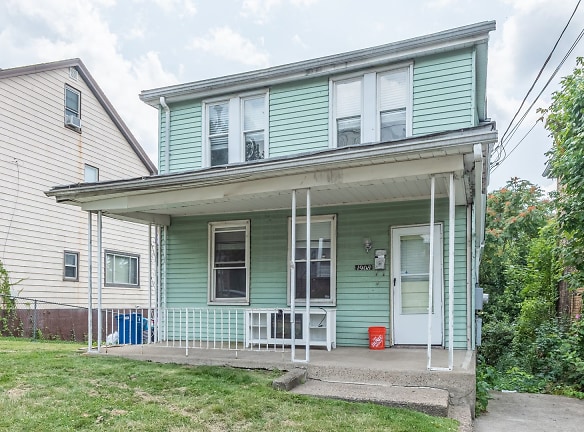 1908 Westmont Ave - Pittsburgh, PA