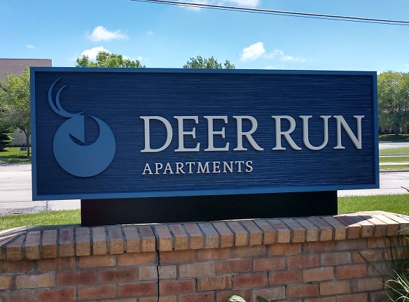 Deer Run Apartments - Milwaukee, WI